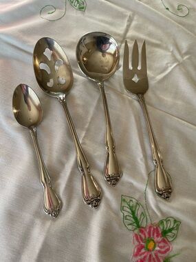 Oneida Rogers Vintage Arbor Rose Serving Utensils